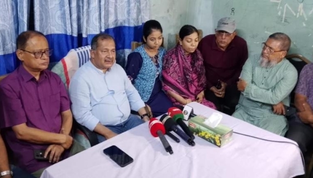 ‘সাংবাদিক পুলকের মৃ’ত্যু থেকে শিক্ষা নিতে হবে’ : উপদেষ্টা স্বপন