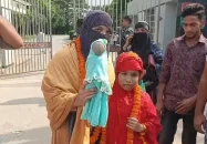 জন্মের পর থেকে ৭ বছর কারাগারে ছিলো শিশু